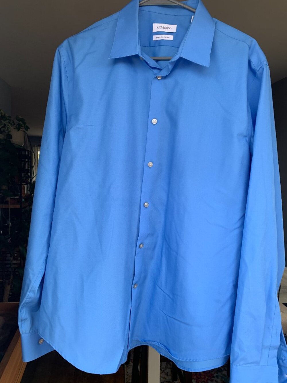 Calvin Klein Men's Extreme Slim Fit Non-Iron Dress Shirt
